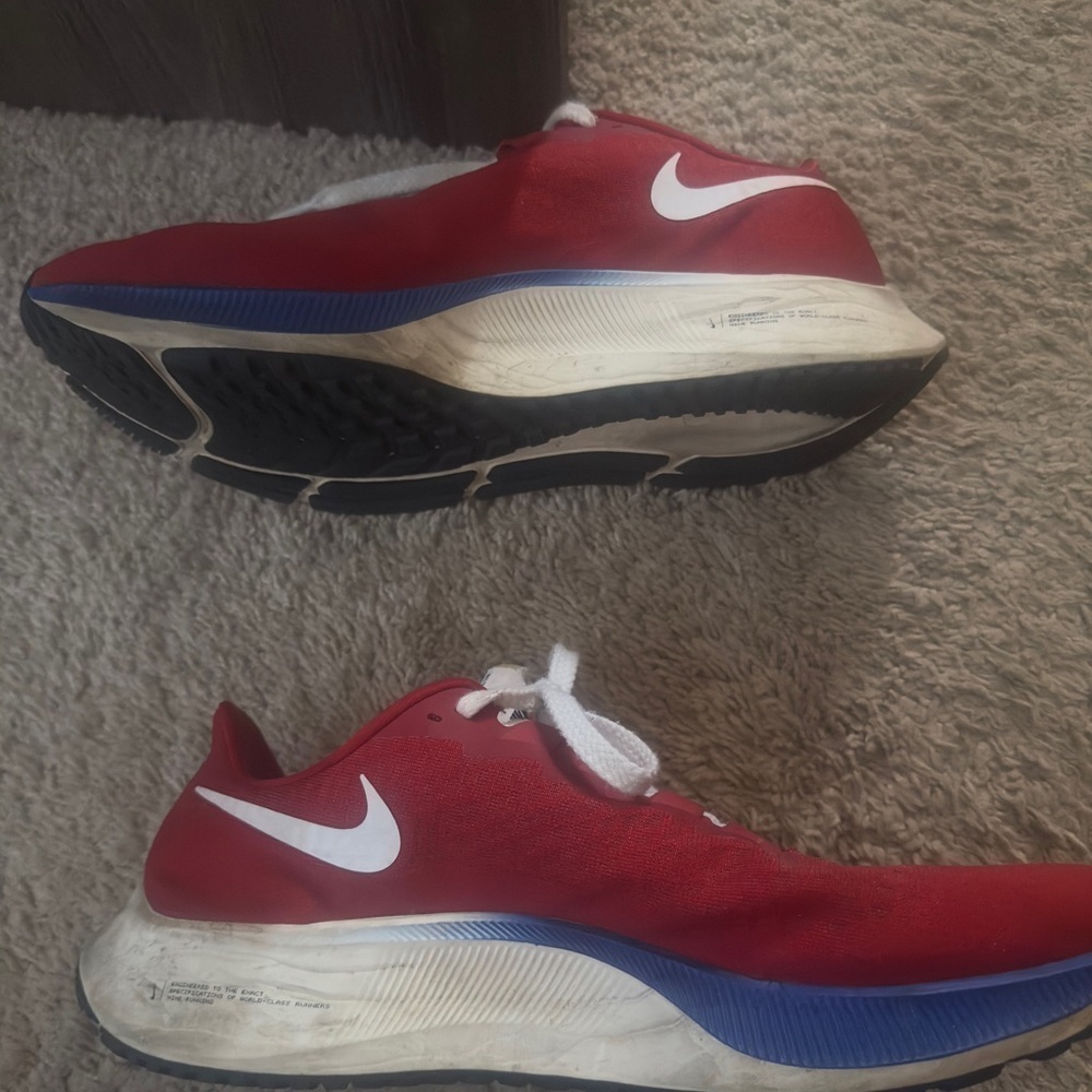 Men’s used Nike Air Zoom Pegasus 37 premium shoes size 11.5 red sail blue Pre ow - Picture 3 of 9
